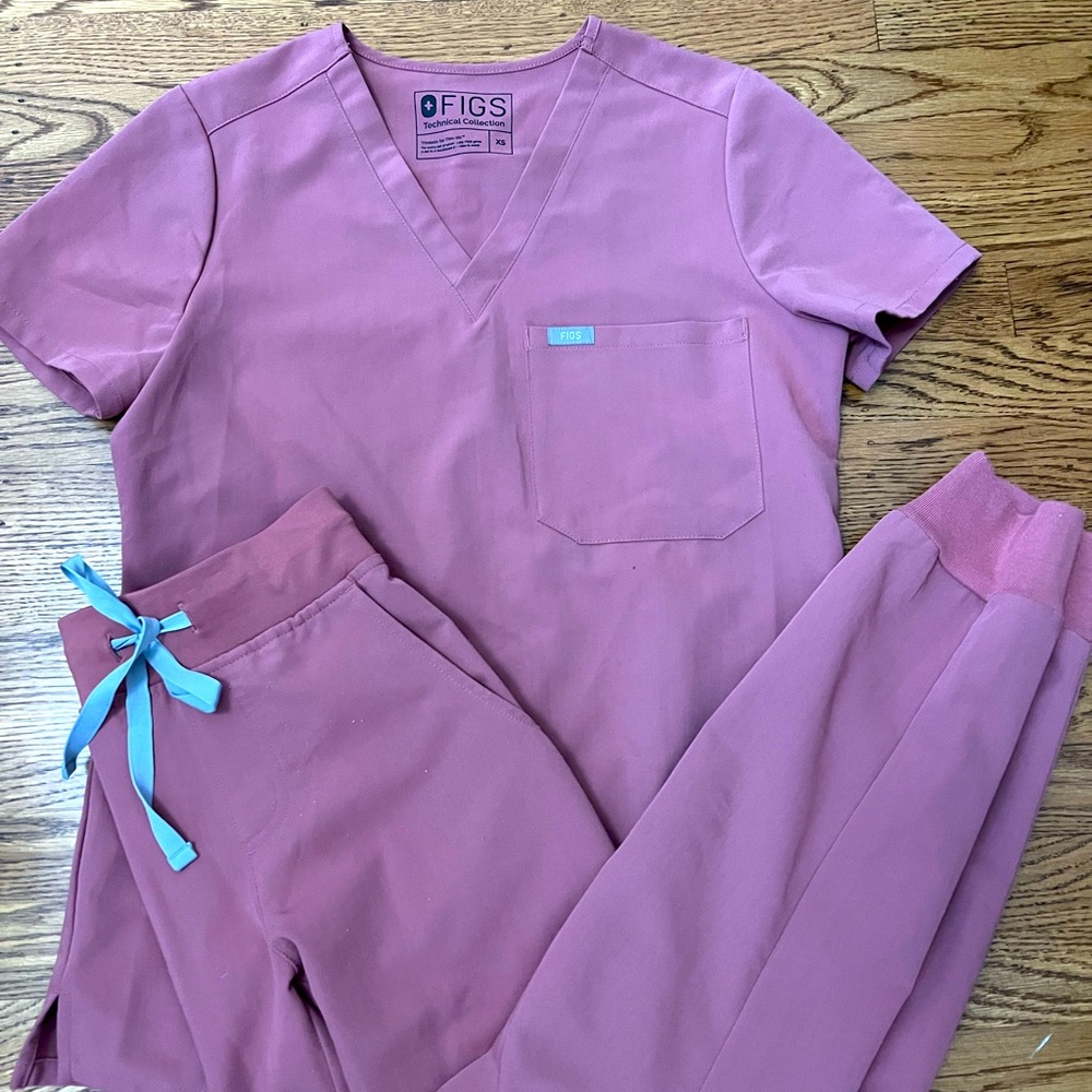FIGS SET XS
